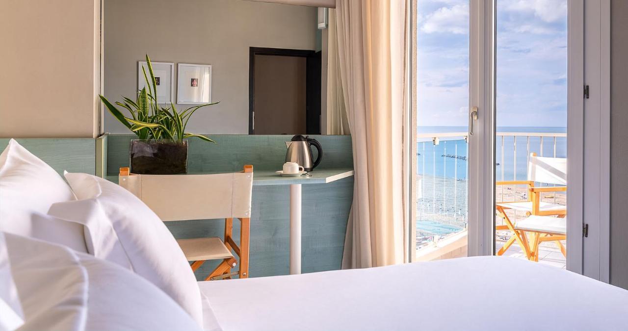 Victoria Palace Hotel Cattolica Extérieur photo