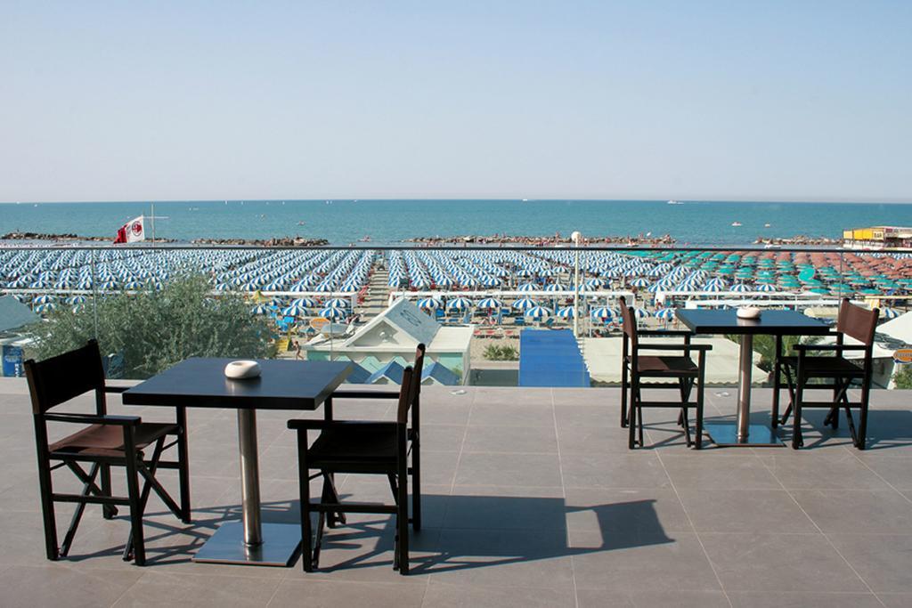 Victoria Palace Hotel Cattolica Extérieur photo